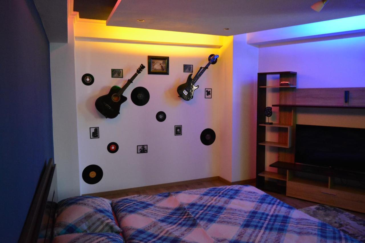 M@D Music Apartment Τιμισοάρα Εξωτερικό φωτογραφία
